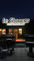 Le Choucas outside