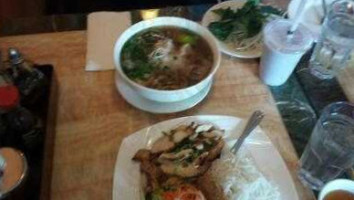 Pho Xinh food