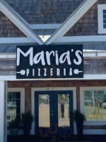 Marias Pizzeria outside