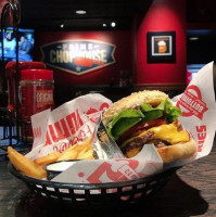 Red Robin Gourmet Burgers food