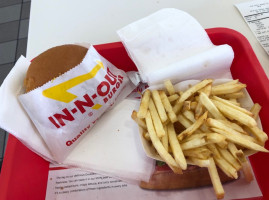 In-n-out Burger inside