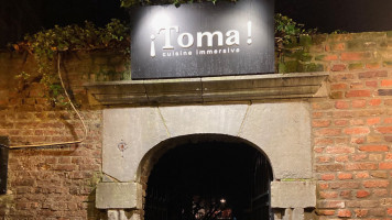 ¡toma! Cuisine Immersive food