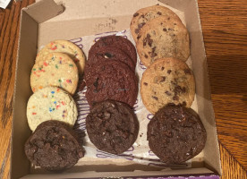 Insomnia Cookies food