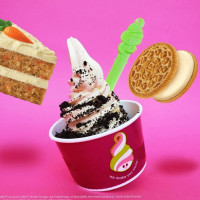 Menchie's Frozen Yogurt food