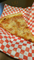 D'bronx Deli And Pizzeria food