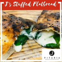 J's Pitaria food