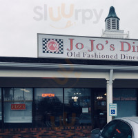 Jojo's Diner outside