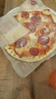 Mod Pizza food