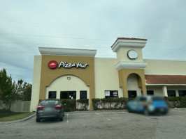 Pizza Hut inside