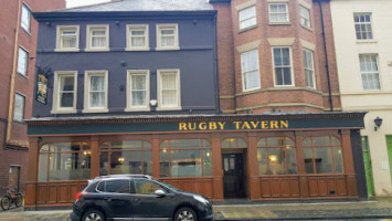 Rugby Tavern outside