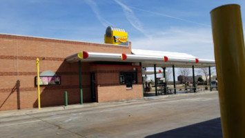 Sonic Drive-in outside