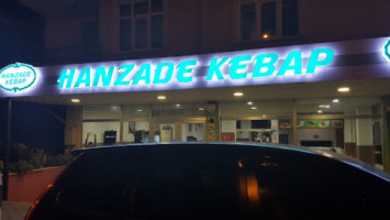 Hanzade Kebap Lahmacun-pide-kebap outside