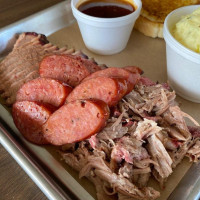 Soulman's B-que food