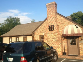 Wagstaff's Steak House outside