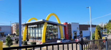 Mcdonald's outside