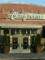 Uno Pizzeria Grill Sturbridge outside