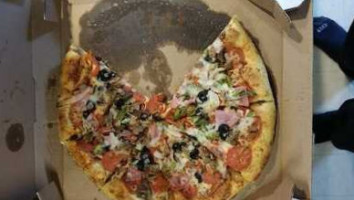 Domino's Pizza food