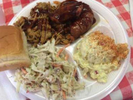 Daddio's Down Home Bbq food