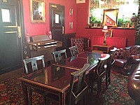 The Cavendish Arms inside