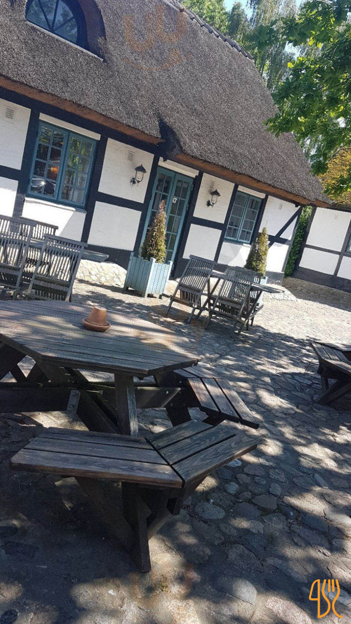 De Hvide Svaner Camping Inde