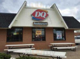 Dairy Queen Brazier outside