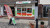 Pizza Paradies inside