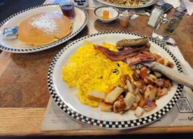 Black Bear Diner food