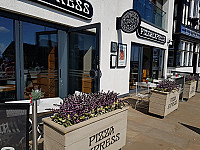 Pizzaexpress Scarborough outside