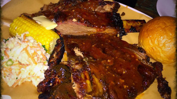 Gabo's Smokehouse food