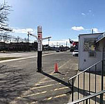 Bluebonnet Diner outside