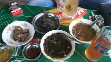 Sunday Club Kayan Traditional Food food