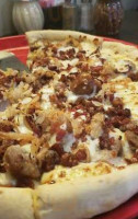 Minsky's Pizza food