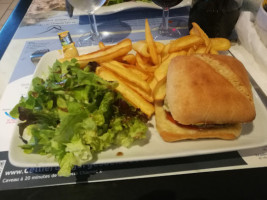 La Taverne food