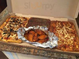 Pizza Hut food