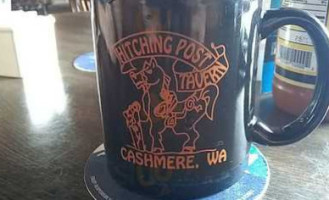 Hitching Post Tavern food