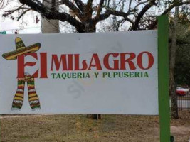 El Milagro outside