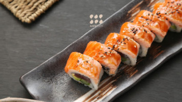 Sushi Design food