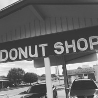 Six O One Donut Shop outside