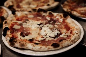 Pizzeria Clementito food