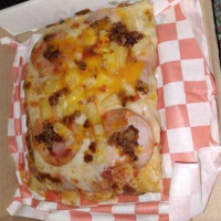 The Atomic Pizza Cafe food