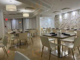 Amici At Key Biscayne inside