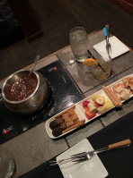 The Melting Pot food