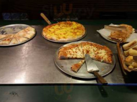 Johnny's Pizza House food