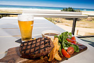 North Kirra Surf Club food