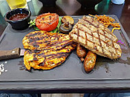 Ardiente Grill food