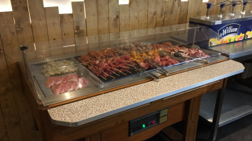 Le Grilladon Buffet- Grill A Volonte food