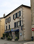 Le Saint Augustin outside