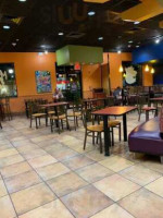 Taco Bell/pizza Hut inside