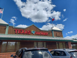 Texas Roadhouse outside