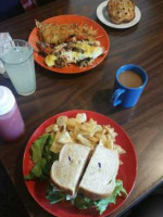 Lake Holcombe Cafe food